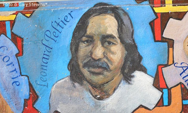 Appello per la liberazione di Leonard Peltier, il Nelson Mandela degli indiani d'America, ancora in carcere dopo 40 anni